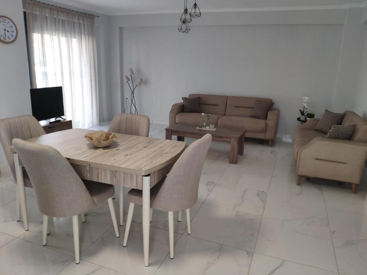 OfrínionFamily House公寓 外观 照片